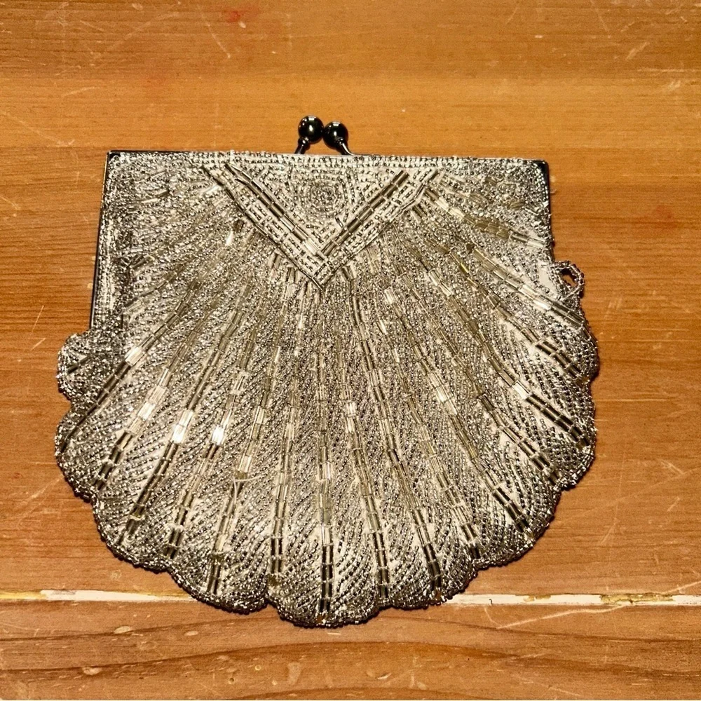 Vintage Elegant Silver Clutch